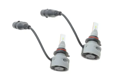 Автолампа HB3/HB4 12V/24V 19W P20d/P22d Performance Advance LED 6000K 1700lm (к-кт 2шт) NARVA 181858100