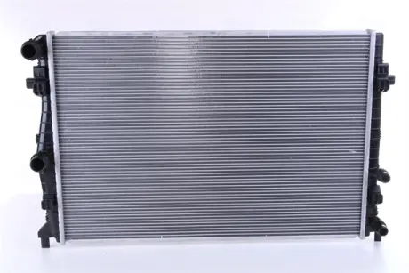 Радіатор охолодження NISSENS 606723