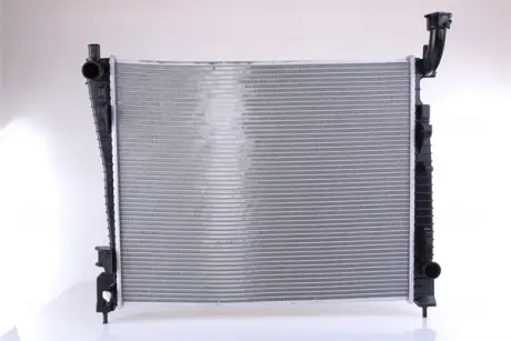 Радіатор охолоджування NISSENS 61033