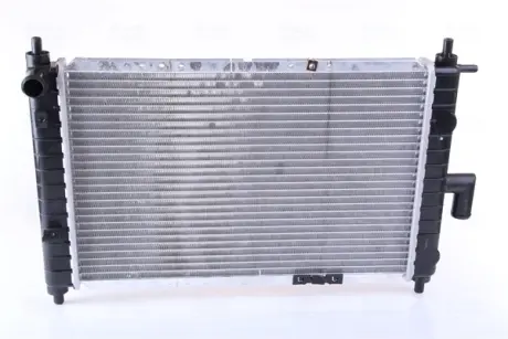 Радіатор охолоджування NISSENS 61646