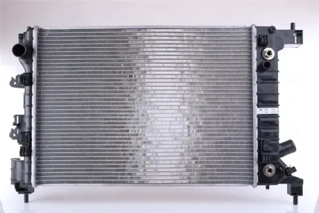 Радiатор NISSENS 61696