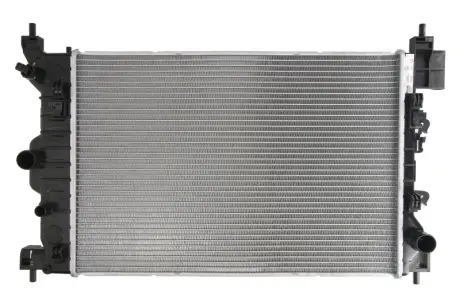 Радiатор NISSENS 61697