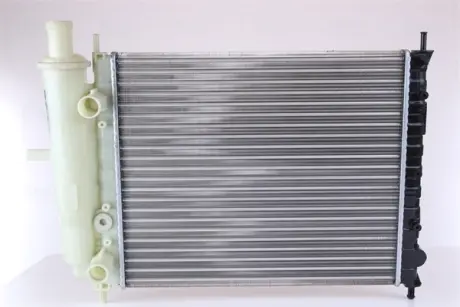 Радiатор NISSENS 61779
