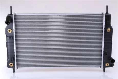 Радiатор Nissens 62105