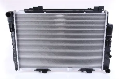 Радiатор NISSENS 62750A