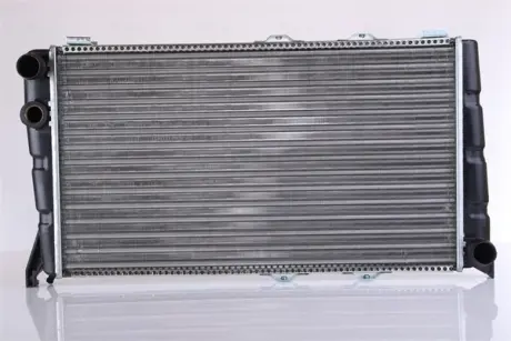 Радiатор NISSENS 64010
