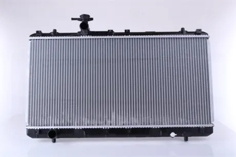 Радiатор NISSENS 64167A