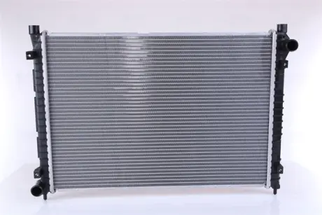 Радіатор охолоджування NISSENS 64301A