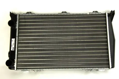 Радiатор NISSENS 649971