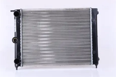 Радiатор NISSENS 651711