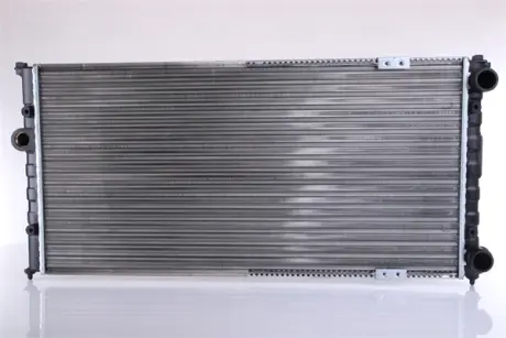 Радiатор NISSENS 652681
