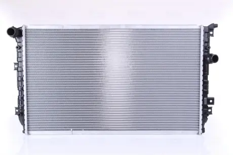 Радіатор охолоджування NISSENS 65335