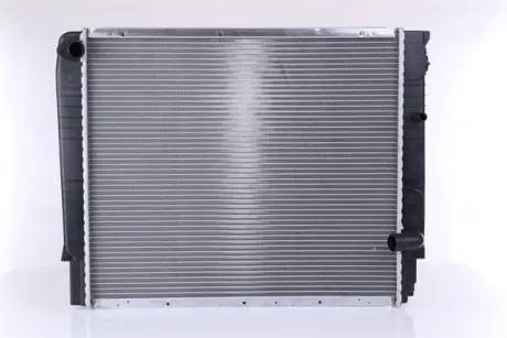 Радiатор NISSENS 65528A