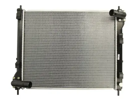Радiатор NISSENS 67370