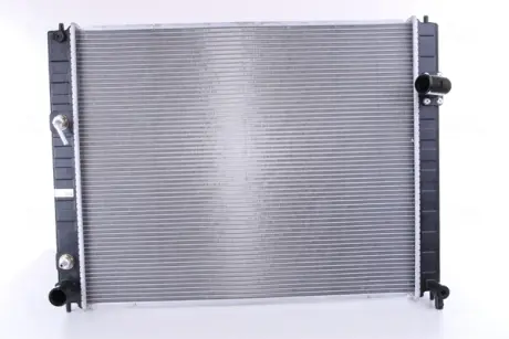 Радіатор охолоджування NISSENS 681208