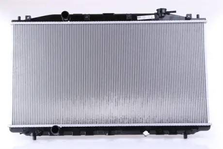 Радiатор NISSENS 681373