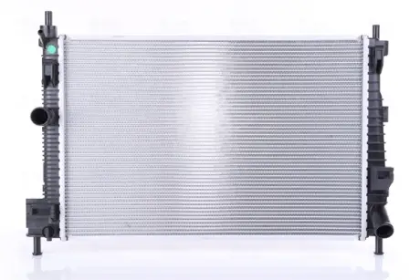 Радіатор охолоджування NISSENS 68523