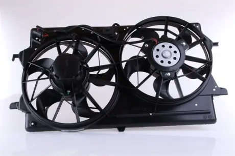 FORD Вентилятор радіатора FOCUS TD 98- NISSENS 85215