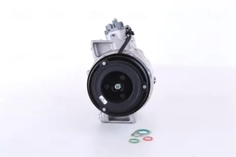 FORD Компресор кондиціонера MONDEO V 2.0, 2.5 12-, GALAXY III 2.0 15- NISSENS 890792