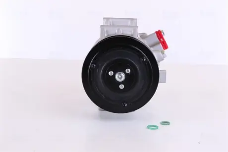 Компресор кондиціонера NISSENS 890803