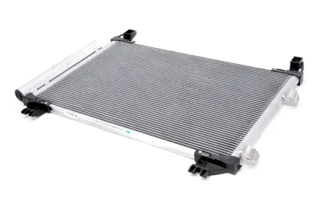 Радiатор кондицiонера NISSENS 940050