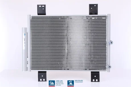 DAIHATSU Радіатор кондиціонера (конденсатор) з осушувачем Terios 05- NISSENS 940560