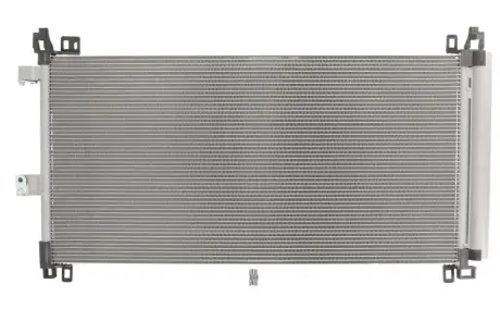 Радiатор кондицiонера NISSENS 940656