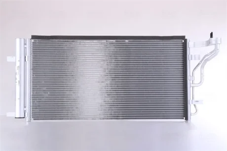 Радiатор кондицiонера NISSENS 941160