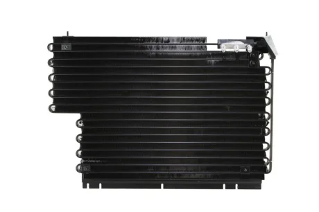 Радiатор кондицiонера Nissens 94216