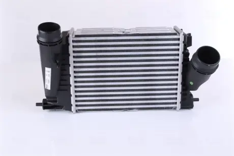 Інтеркулер NISSENS 961429