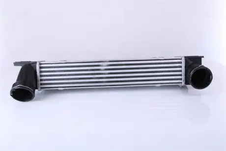 Інтеркулер NISSENS 96551