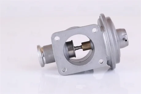 BMW Клапан EGR 3 E46/90, 5 E39, 7 E38, X5 E53 2.0/4.0d Nissens 98353