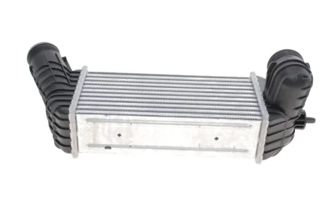Радіатор інтеркулера Citroen C4/Peugeot 3008/5008 2.0 HDi 09- NRF 30376