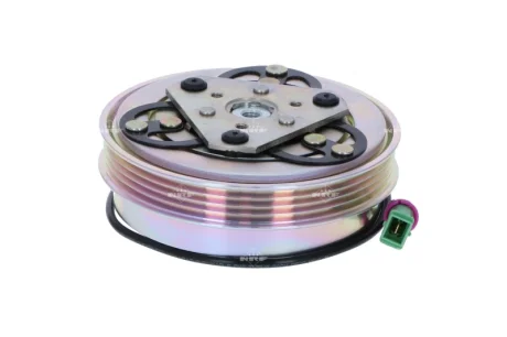 Шків компресора кондиціонера VW Passat/Audi A4/A6 96-05 NRF 380019