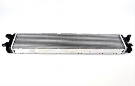 Радіатор охолодження Audi A4-A8 2.0D-4.0 07-18 NRF 50037