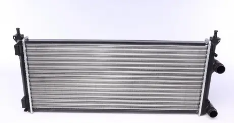 Радіатор охолодження Opel Astra 1.6 00-09 NRF 53245A