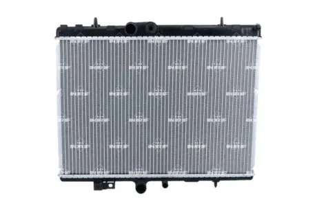 Радіатор охолодження Citroen C5 2.0-2.2 HDi 04- NRF 550051