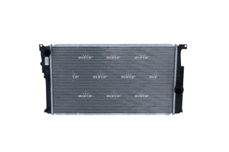 Радіатор охолодження BMW 3 (F30/F80) 11-16 B47/N13/N47 NRF 58411