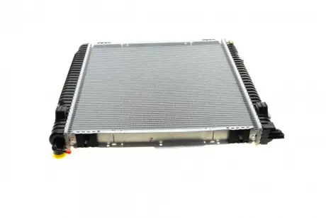 Радіатор охолодження MB G-class (W463) 90- NRF 59323