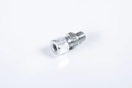 Конектори шланга (затискач M12x1,5 розмір вкручування 17/8мм довжина:34) PE AUTOMOTIVE 07601210A