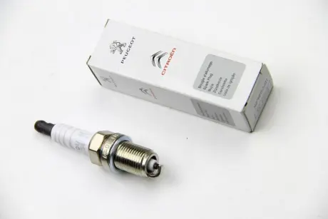 Свічка Peugeot/Citroen 5960J3