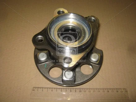 Маточина колеса TOYOTA Lexus RX300/330/350/400h задн. (-ESSENCE) PMC HCMF-012