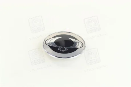 Емблема капота Rexton Ssangyoung 7996008B10
