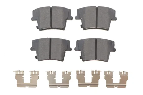 Колодки гальмівні (задні) Chrysler 300C 04-/Dodge Challenger 08-/Charger 11-/Lancia Thema 11-14 TEXTAR 2220901