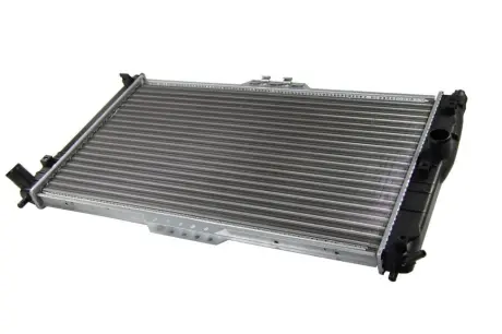 Радіатор двигуна (мкпп) DAEWOO LEGANZA, NUBIRA 1.6/2.0 05.97- THERMOTEC D70008TT