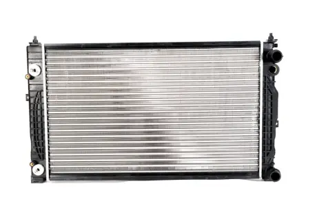 Радіатор двигуна (акпп) AUDI A4 B5, A6 C5 VW PASSAT B5, PASSAT B5.5 1.6-2.7 11.94-05.05 THERMOTEC D7A006TT