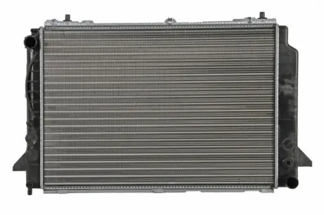 Радіатор двигуна (мкпп) AUDI 80 B4, CABRIOLET B3, COUPE B3 2.6/2.8 08.91-08.00 THERMOTEC D7A030TT