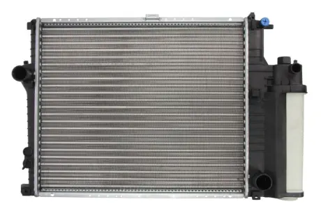 Радіатор двигуна (мкпп) BMW 5 (E39) 2.0/2.5/2.8 09.95-06.03 THERMOTEC D7B005TT