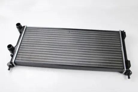 Радіатор двигуна (мкпп) MERCEDES E (W210) FIAT DOBLO, DOBLO/MINIVAN 1.3D/1.9D/2.7D 07.99- THERMOTEC D7F022TT
