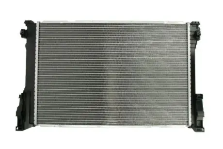Радіатор двигуна (мкпп) MERCEDES C (C204), C T-MODEL (S204), C (W204), CLS (C218), CLS SHOOTING BRAKE (X218), E (A207), E (C207), E T-MODEL (S212), E (W212), SLC (R172), SLK (R172) 1.6-3.5 01.07- THERMOTEC D7M045TT